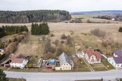 Nabídka prodeje budoucího stavebního pozemku 1.979 m2, elektřina, městský vodovod., cena 1345000 CZK / objekt, nabízí 